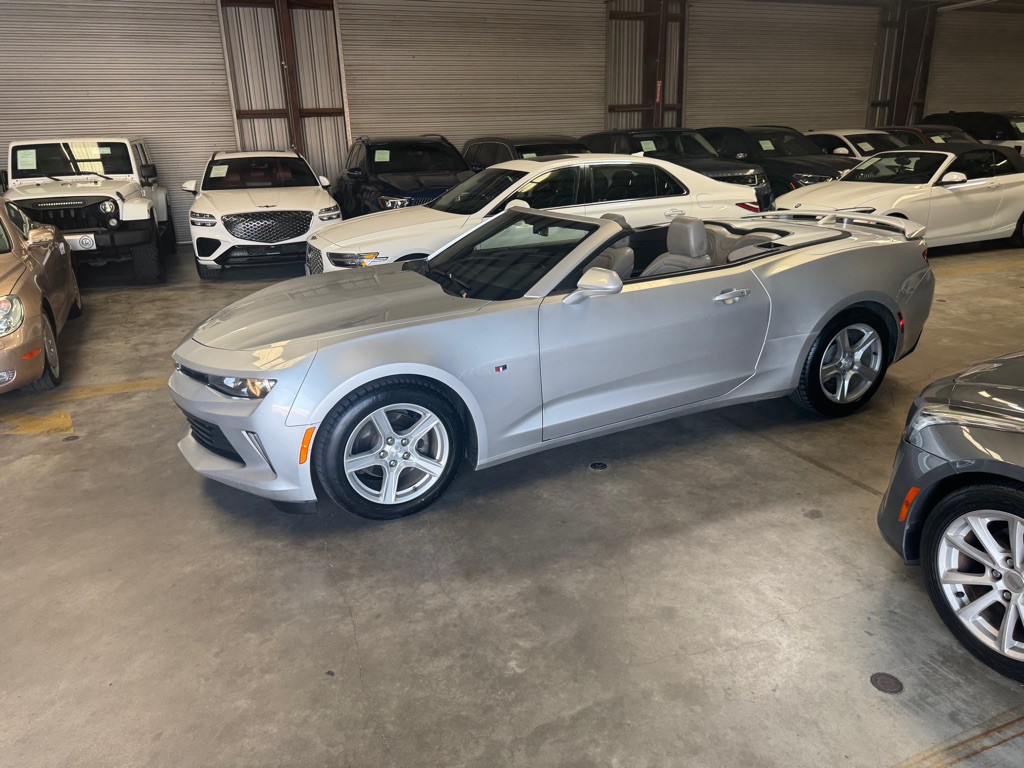 2017 Chevrolet Camaro Image 7