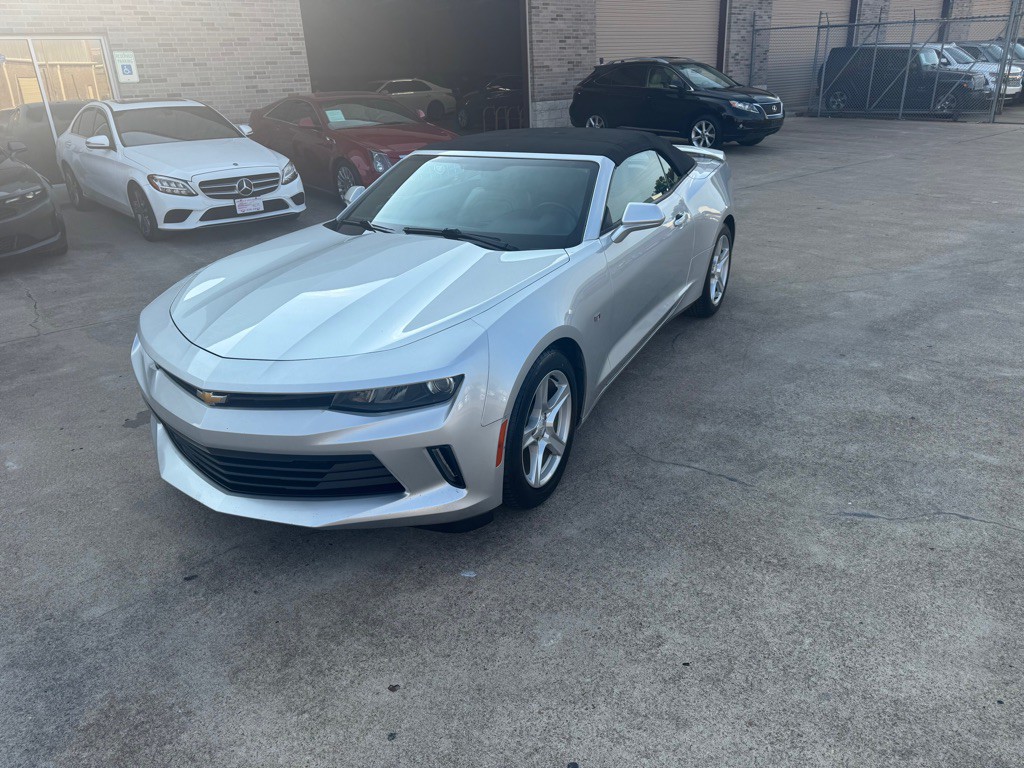 2017 Chevrolet Camaro Image 31