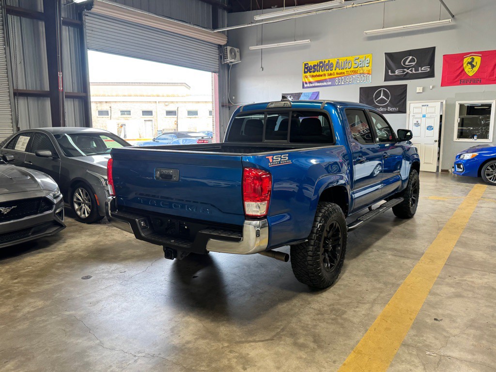 2016 Toyota Tacoma Image 6