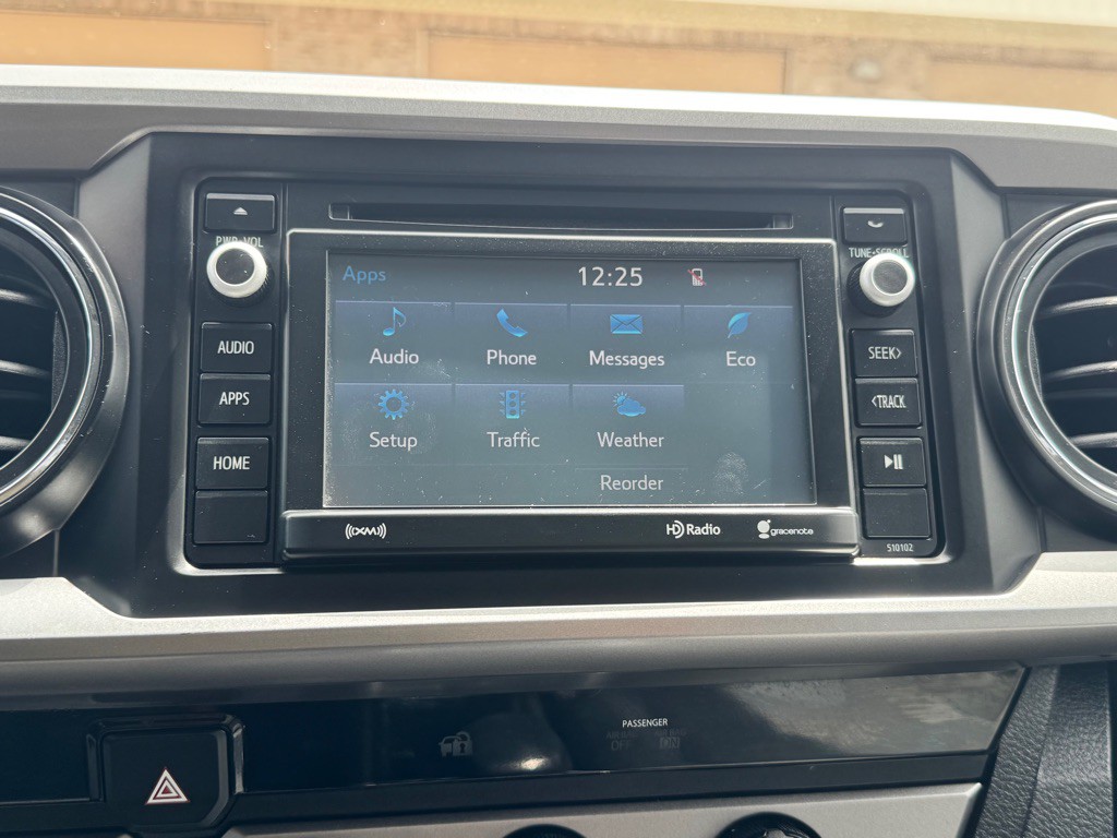 2016 Toyota Tacoma Image 28