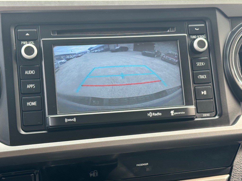 2016 Toyota Tacoma Image 29