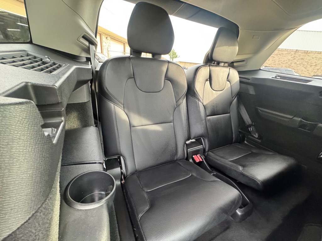 2016 Volvo XC90 Image 25