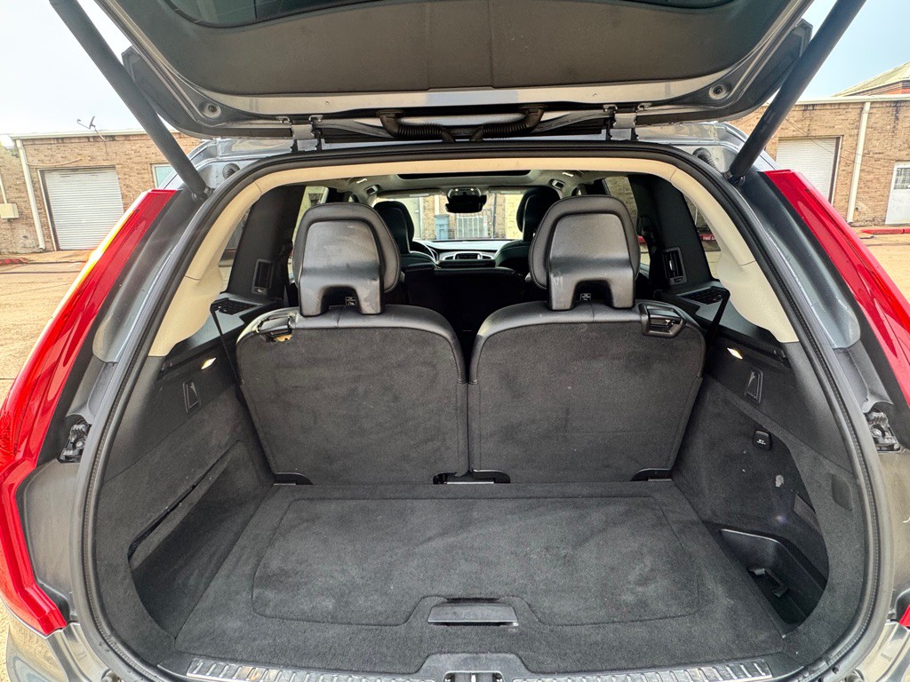 2016 Volvo XC90 Image 26