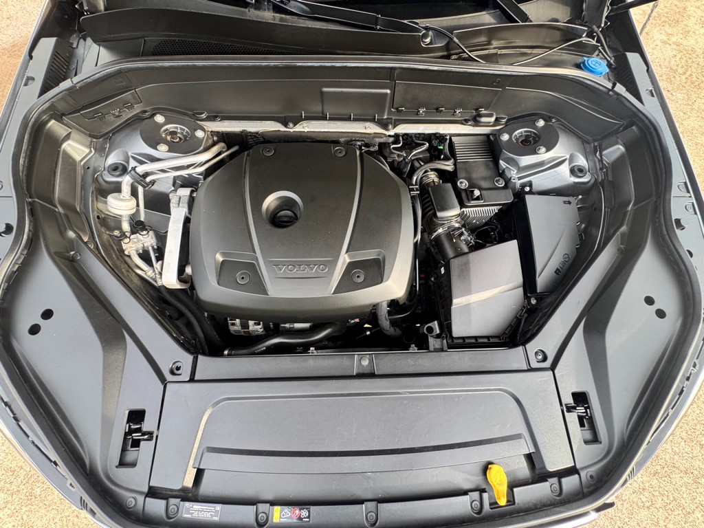 2016 Volvo XC90 Image 43