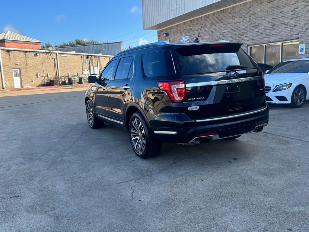 2018 Ford Explorer Image 15