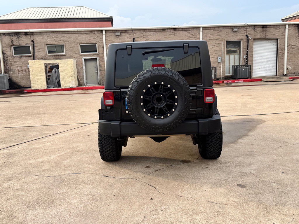 2017 Jeep Wrangler Unlimited Image 16