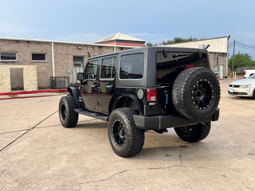 2017 Jeep Wrangler Unlimited Image 17