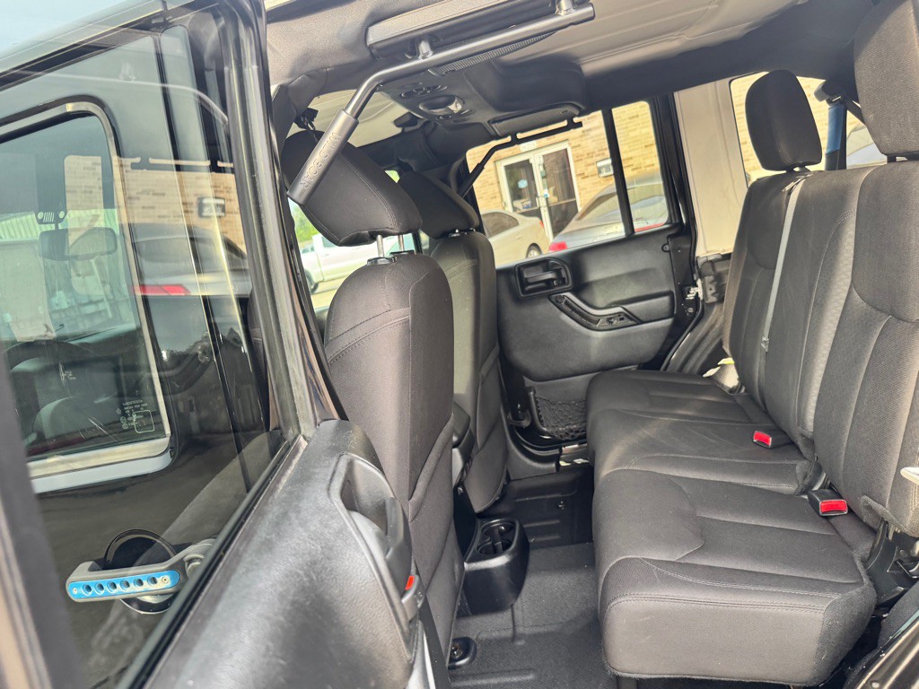 2017 Jeep Wrangler Unlimited Image 21