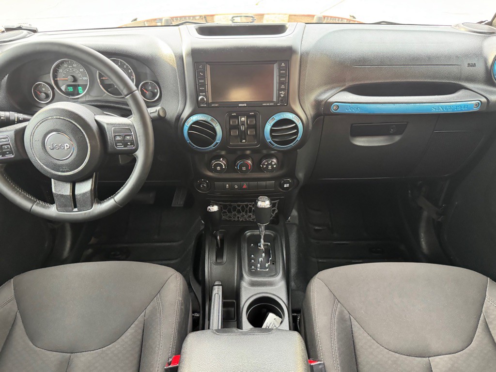 2017 Jeep Wrangler Unlimited Image 25