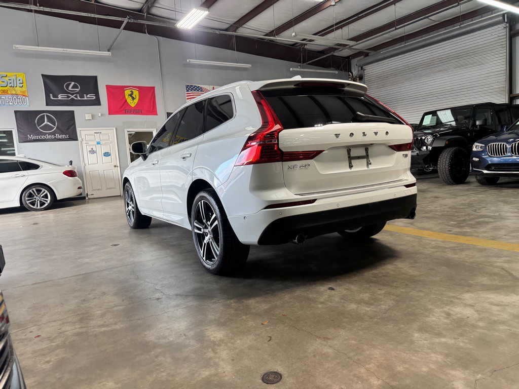 2018 Volvo XC60 Image 6