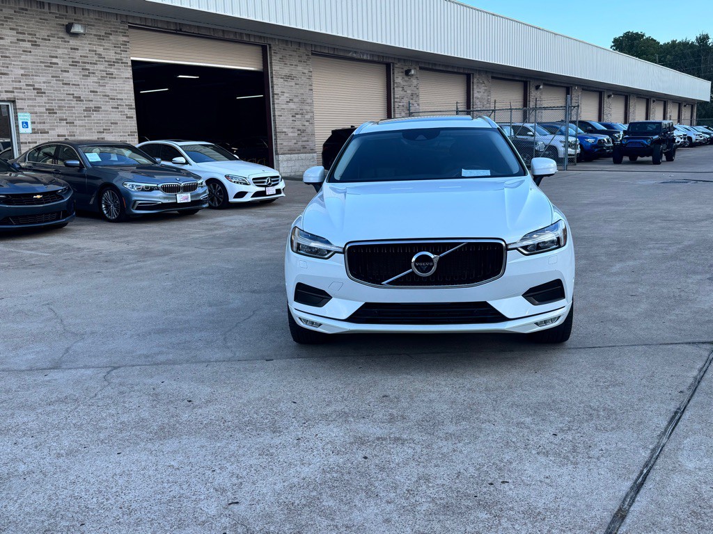 2018 Volvo XC60 Image 12