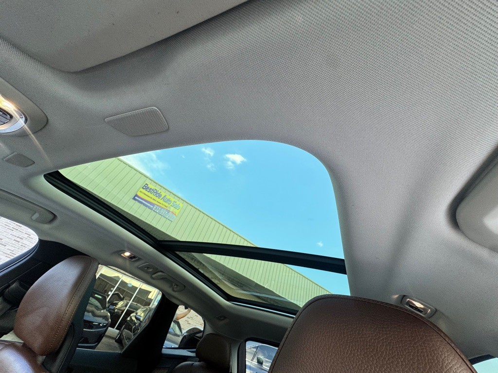 2018 Volvo XC60 Image 29