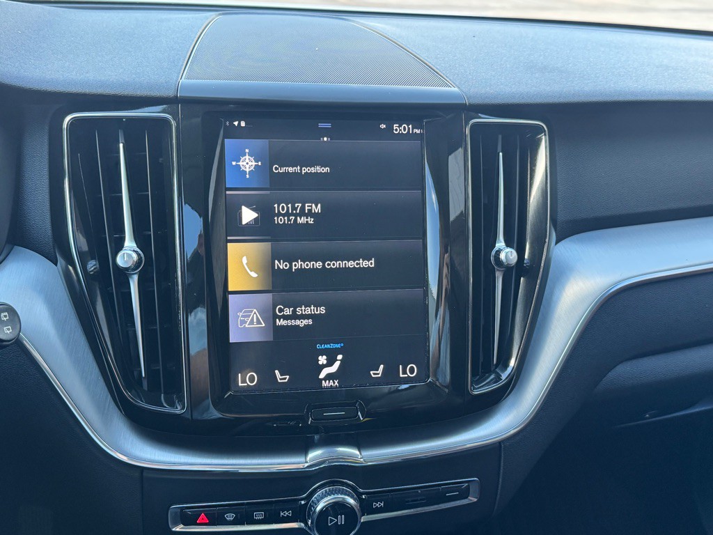 2018 Volvo XC60 Image 31