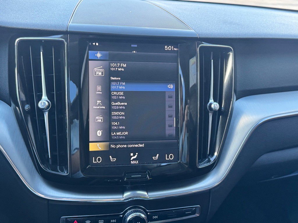 2018 Volvo XC60 Image 33