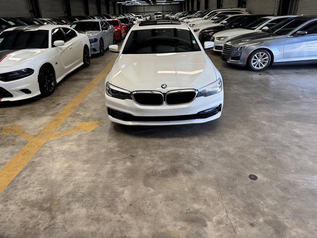 2018 BMW 5 Series Image 2