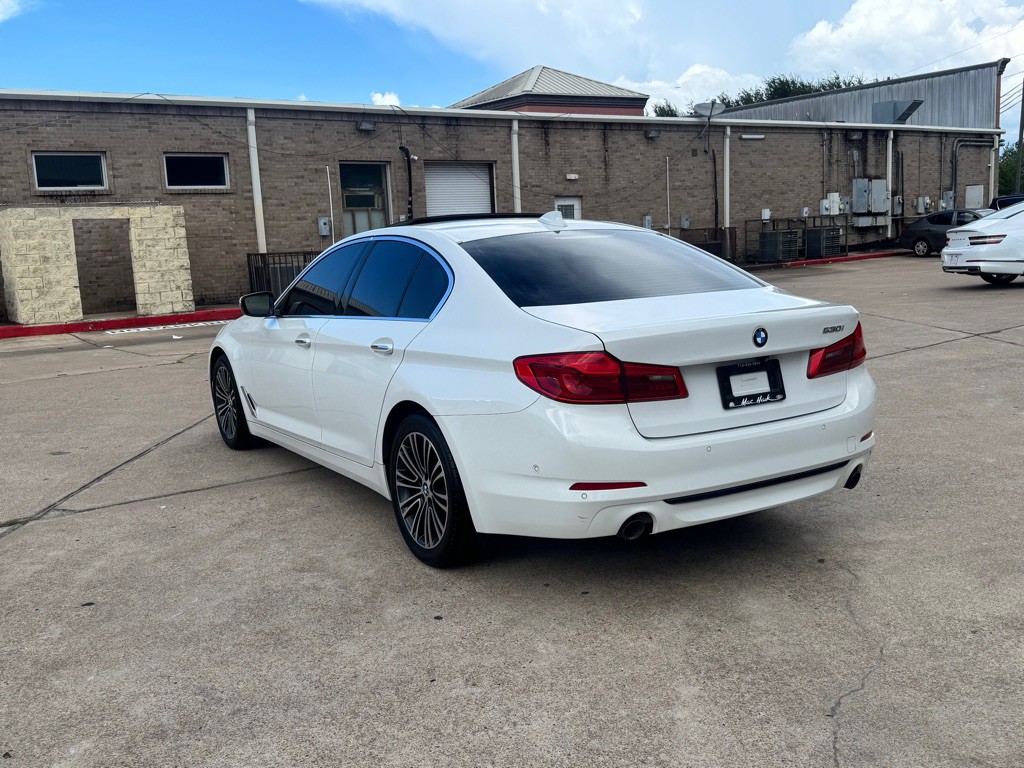 2018 BMW 5 Series Image 15