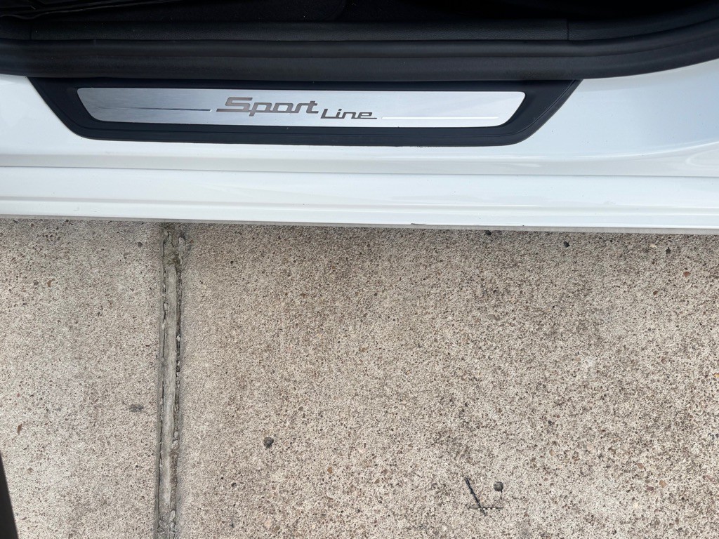2018 BMW 5 Series Image 18