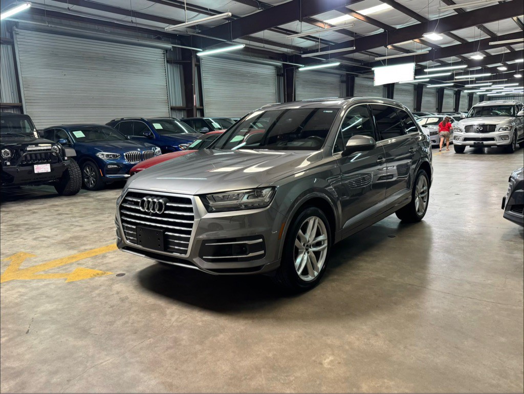 2018 Audi Q7 Image 1