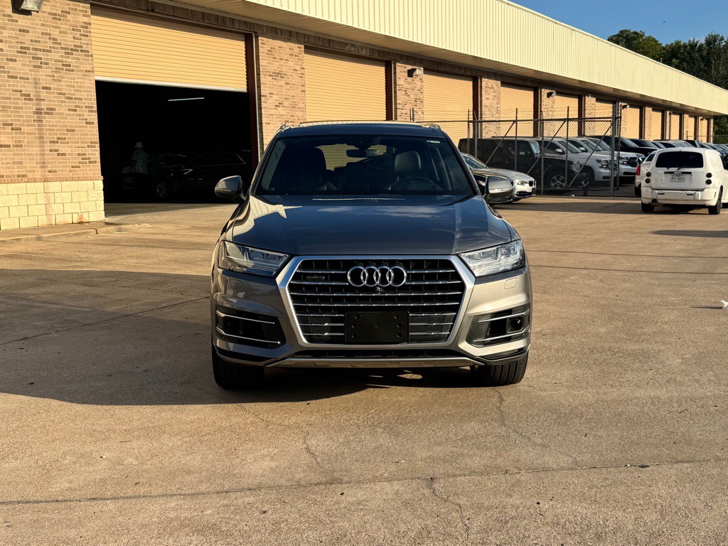 2018 Audi Q7 Image 12