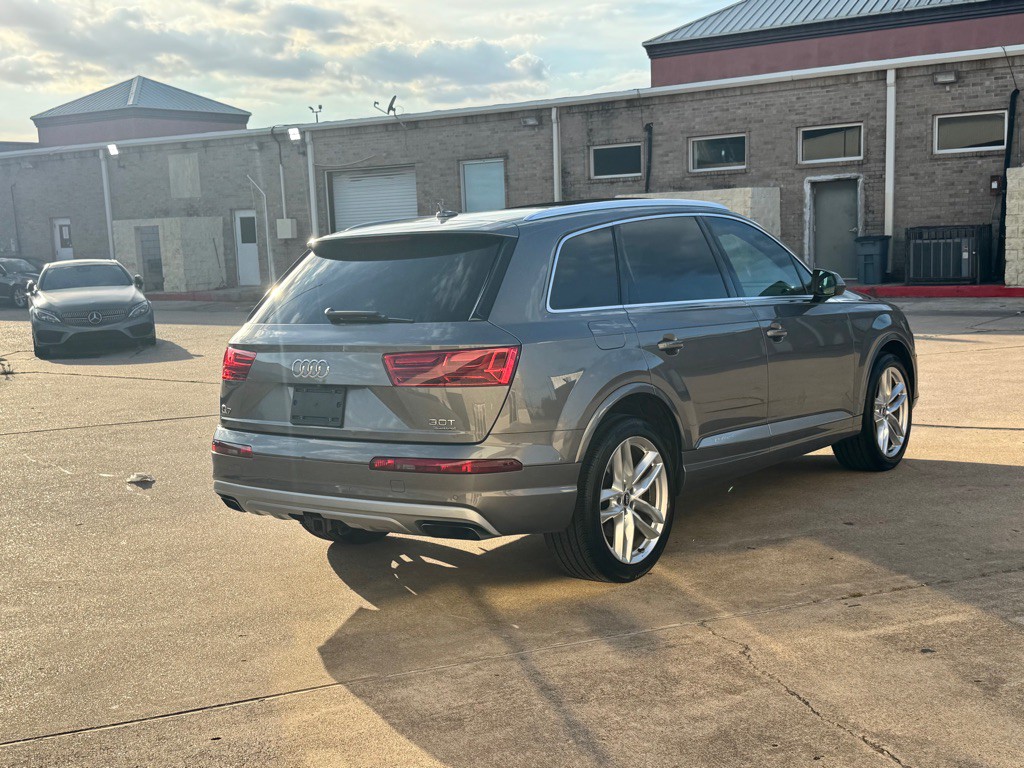 2018 Audi Q7 Image 14