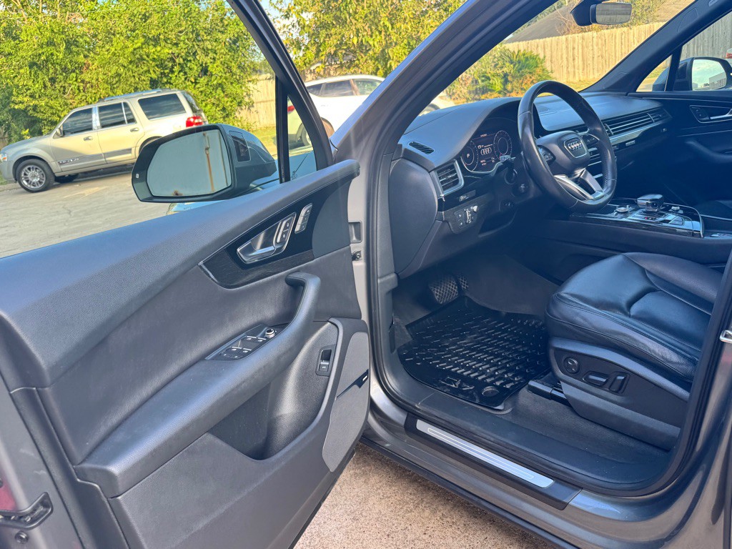 2018 Audi Q7 Image 18