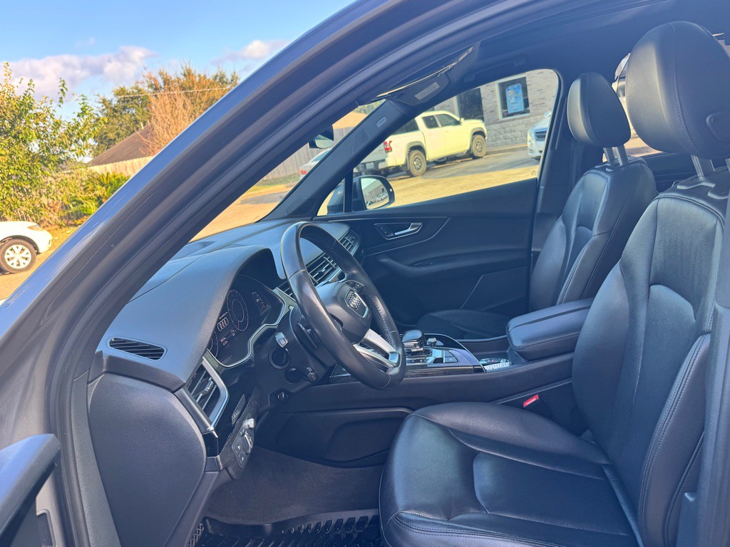 2018 Audi Q7 Image 19