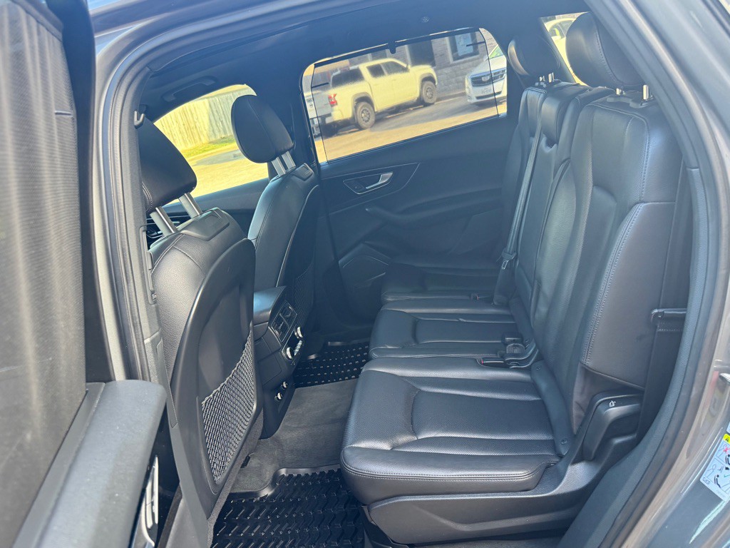2018 Audi Q7 Image 21