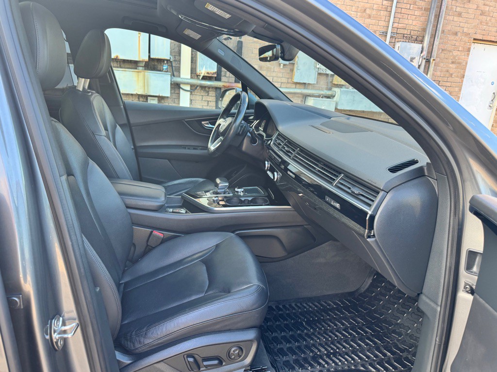 2018 Audi Q7 Image 24
