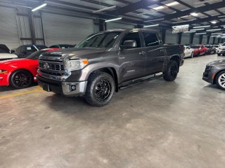 Image for 2015 Toyota Tundra CREWMAX SR5 ID: 7693535