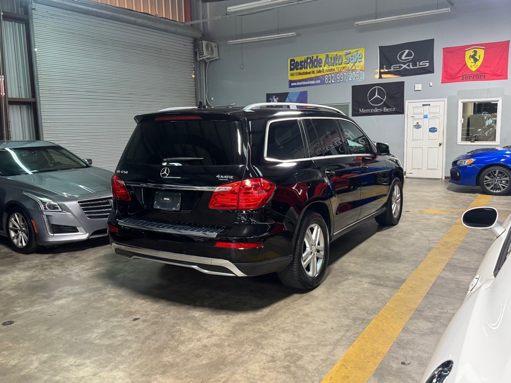 2016 Mercedes-Benz GL-Class Image 4