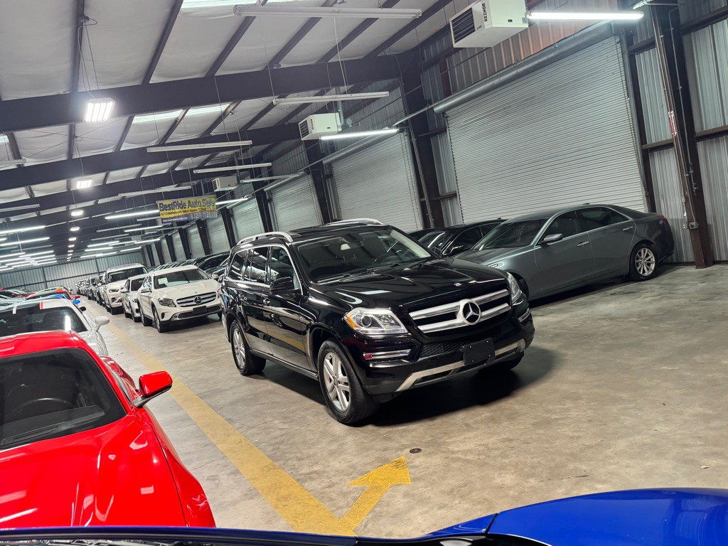 2016 Mercedes-Benz GL-Class Image 9