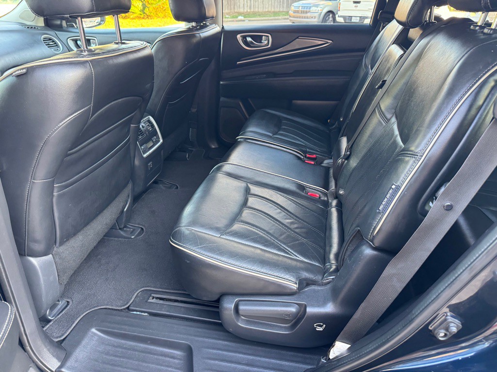 2018 INFINITI QX60 Image 32