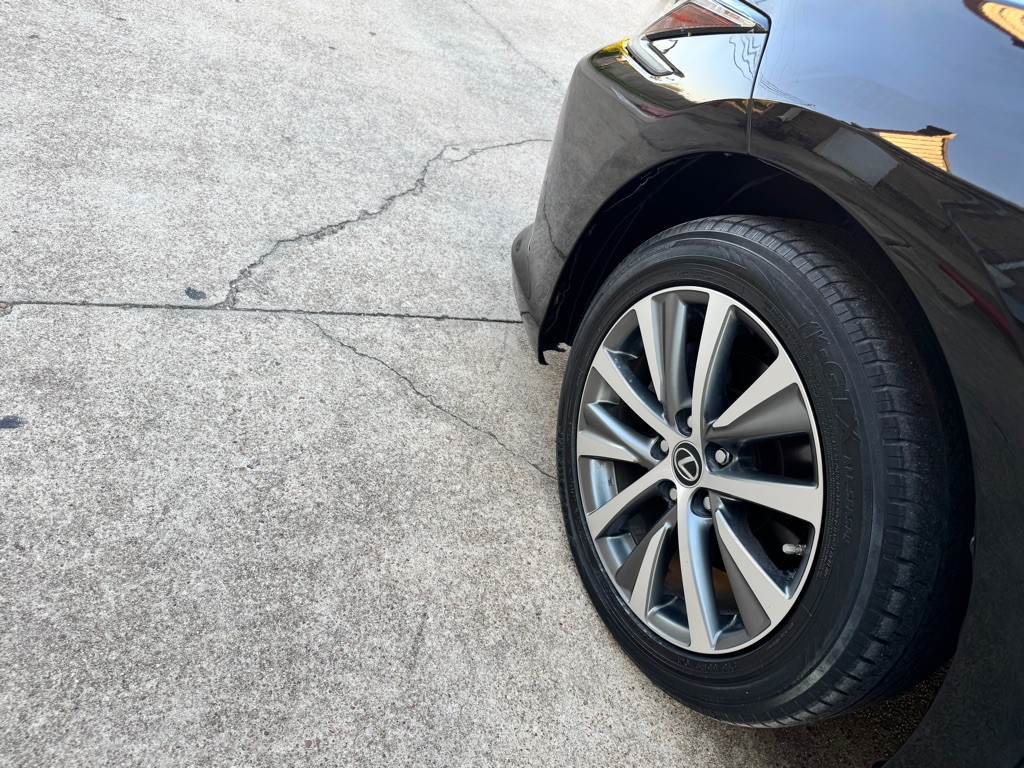 2019 Lexus ES Image 37
