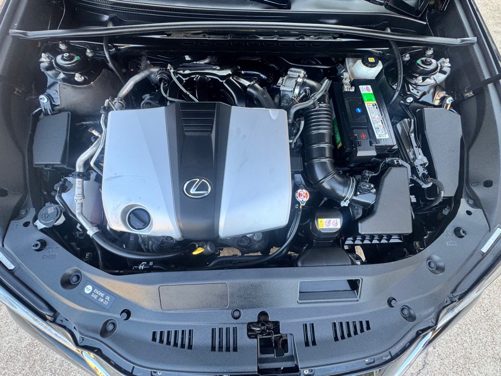 2019 Lexus ES Image 38