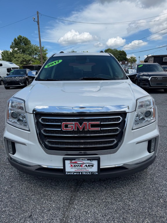 2017 GMC Terrain Image 3