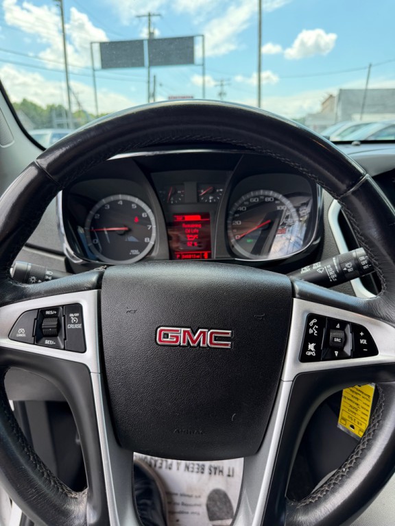 2017 GMC Terrain Image 16