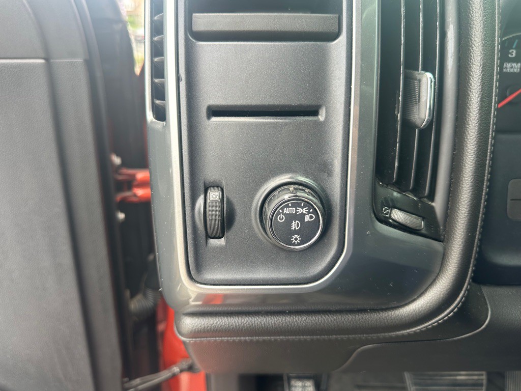 2015 Chevrolet Silverado 1500 Image 15