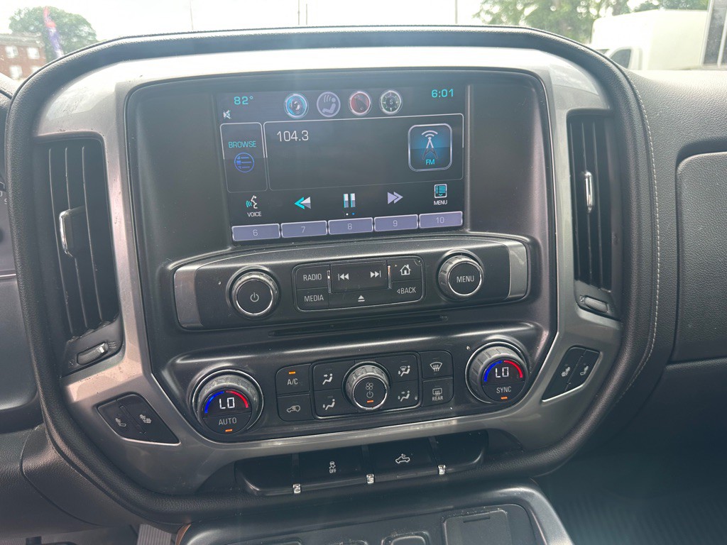 2015 Chevrolet Silverado 1500 Image 18