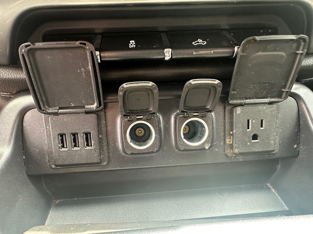 2015 Chevrolet Silverado 1500 Image 20