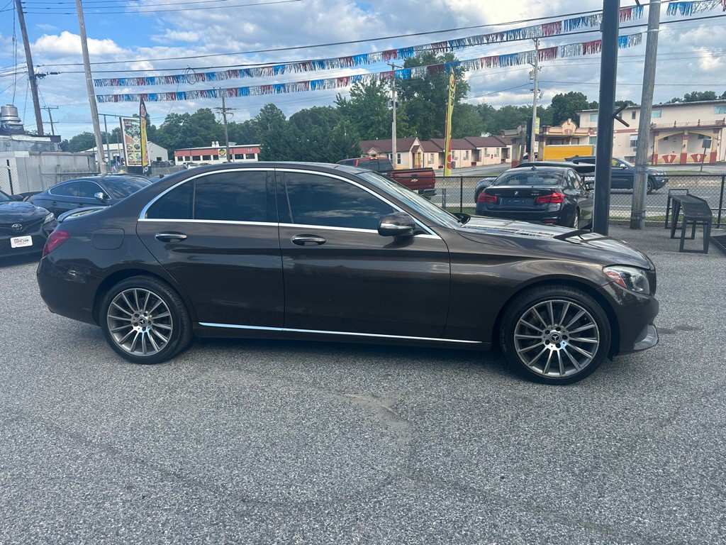 2015 Mercedes-Benz C-Class Image 5