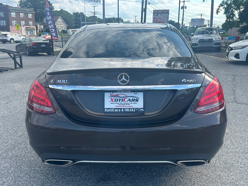 2015 Mercedes-Benz C-Class Image 7