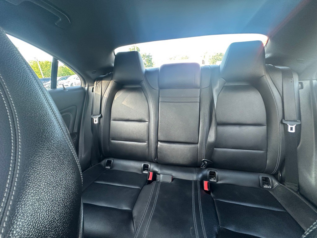 2018 Mercedes-Benz CLA-Class Image 15