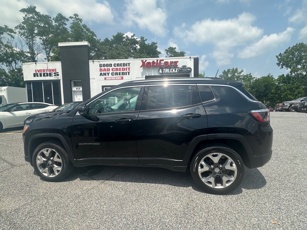 2020 Jeep Compass Image 1