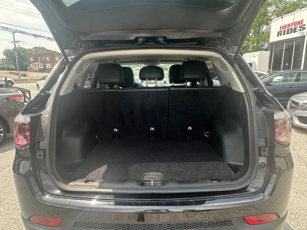 2020 Jeep Compass Image 9