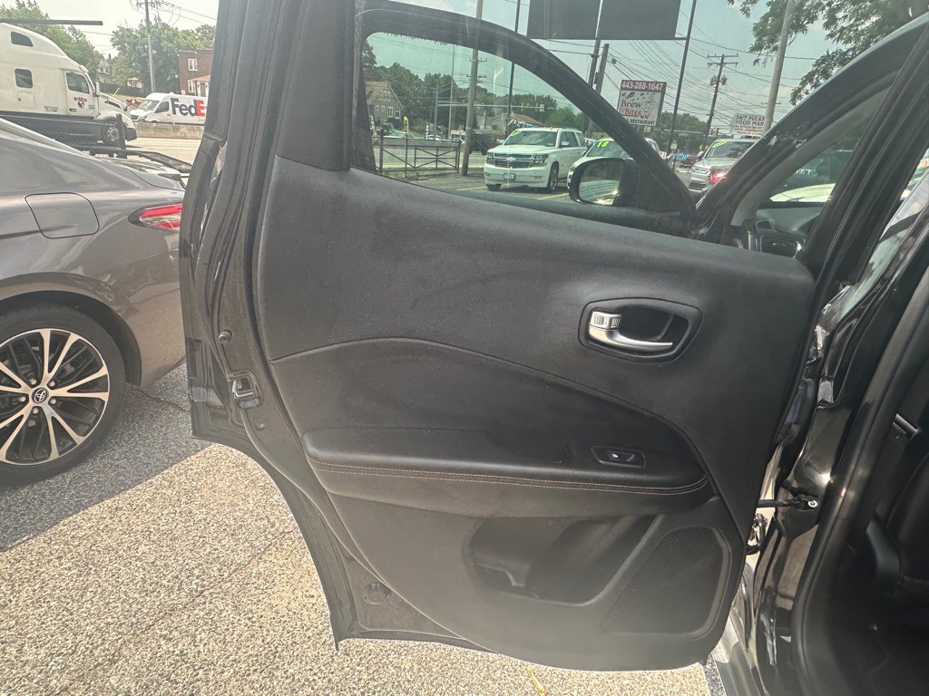 2020 Jeep Compass Image 10