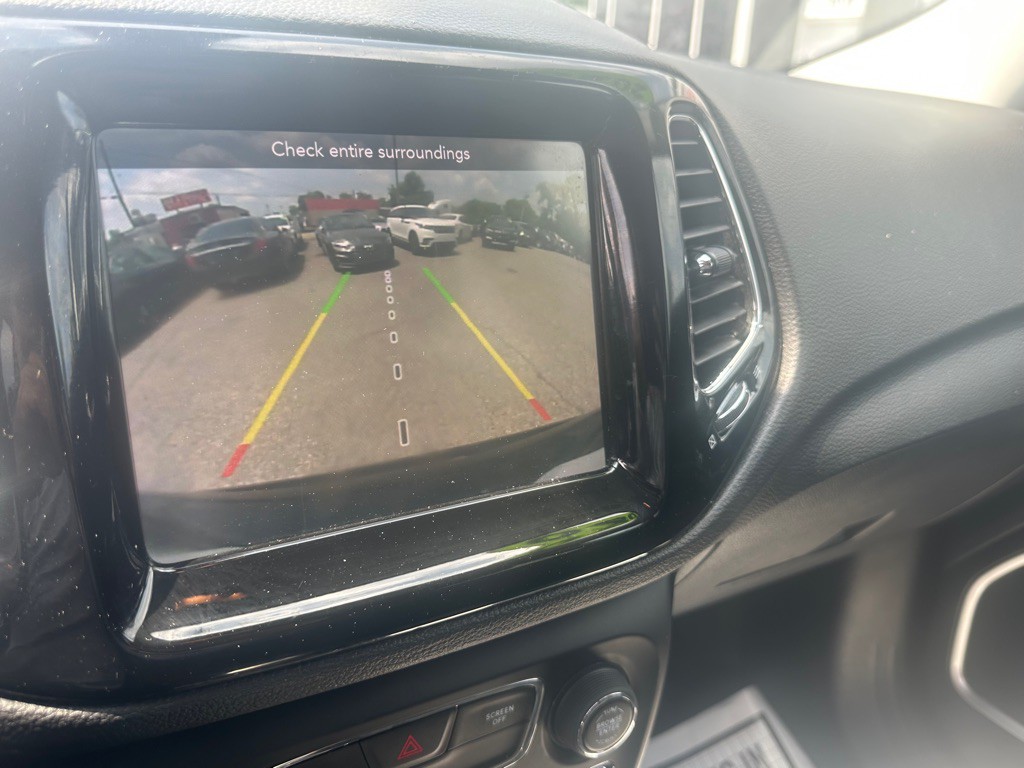 2020 Jeep Compass Image 17