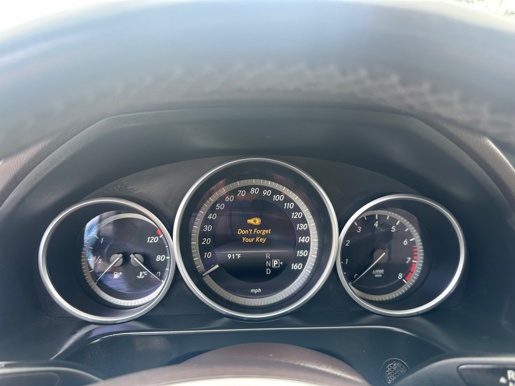 2016 Mercedes-Benz E-Class Image 10