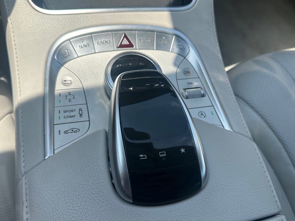 2016 Mercedes-Benz S-Class Image 26