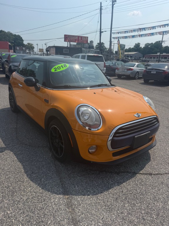 2018 MINI Cooper Image 4