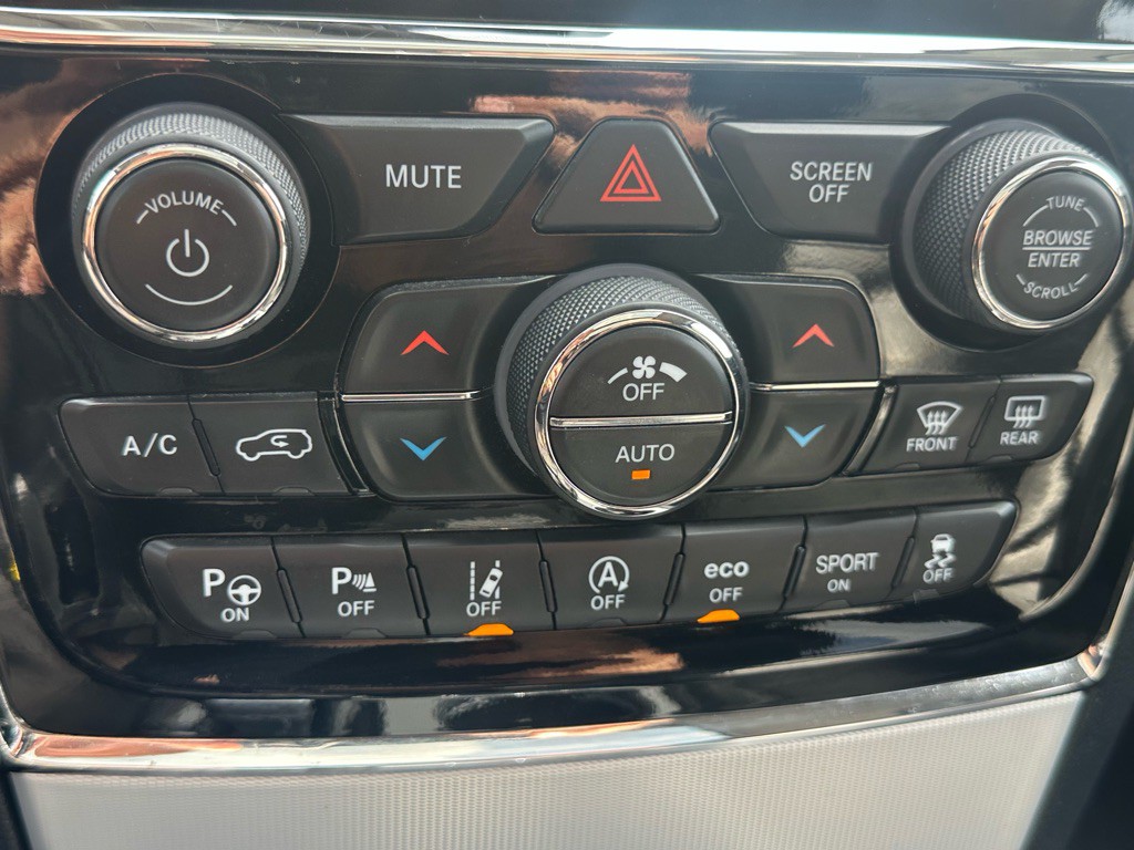 2019 Jeep Grand Cherokee Image 22